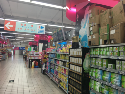 家樂福(新都店) 新都區購物首選，日用百貨一站式體驗