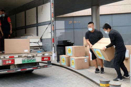 北京薈聚向蒲公英中學(xué)捐贈(zèng)教學(xué)辦公用品，助力教育事業(yè)發(fā)展